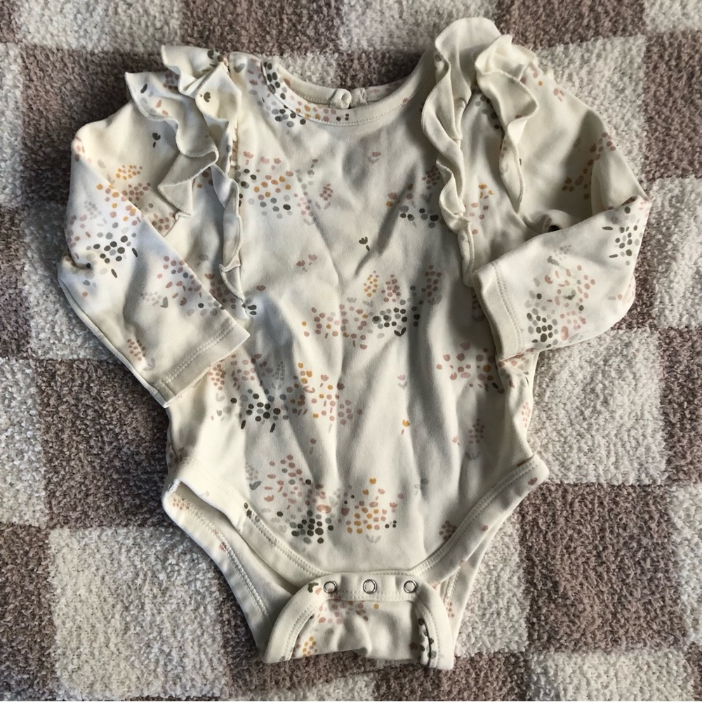 BOGO 🎊 Pehr Ruffled Cream Baby Onesie with Neutral Polka Dot Pattern